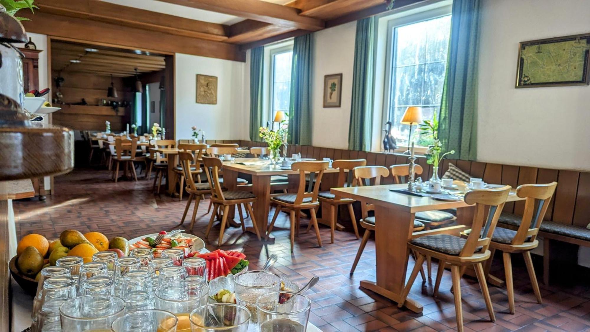 Gasthof Hotel Rose Obereisenheim Esterno foto
